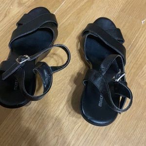 Montego Bay club heels,black, new